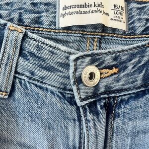 Abercrombie Kids Light Blue Denim Jeans LONG